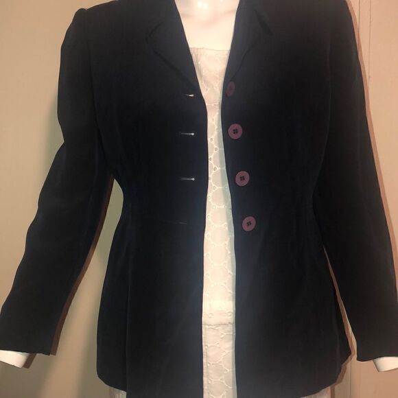 Kasper Jacket  - Picture 2 of 6